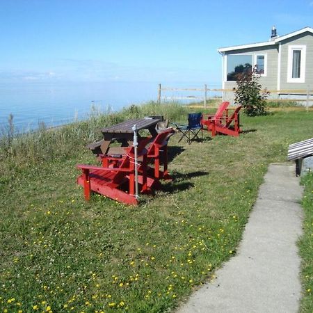 Le Petit Chalet De Pierres Sainte-Luce-sur-Mer Exterior foto